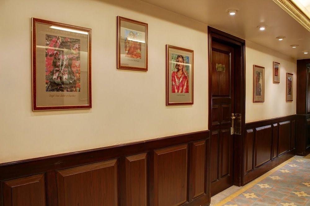 โรงแรมพาเลซ ออน แกงเกส พาราณสี ภายนอก รูปภาพ